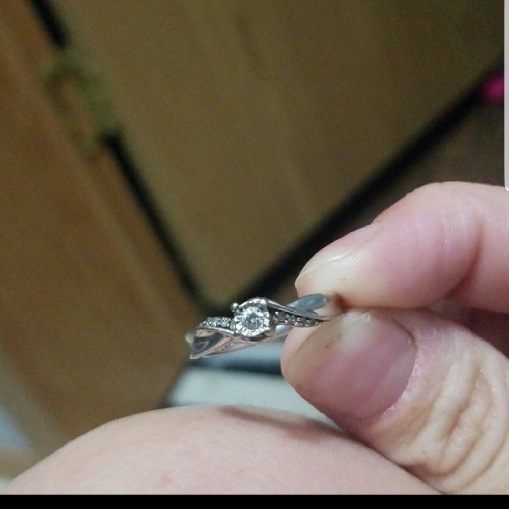 diamond promise ring